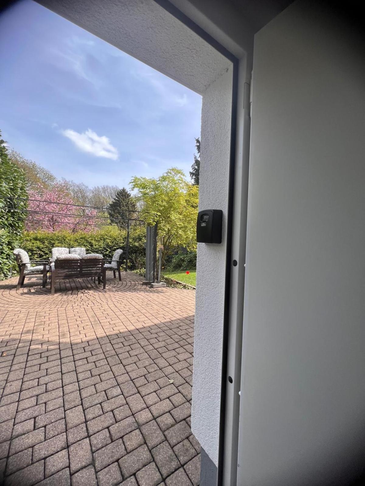 Bergische Idylle Mit Sauna Wermelskirchen Exteriör bild